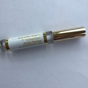 Senegence Lipsense Oops! Remover